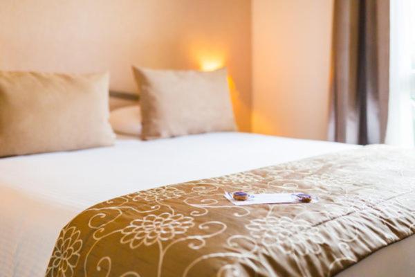 Hotel Aigue Marine Трегье Экстерьер фото
