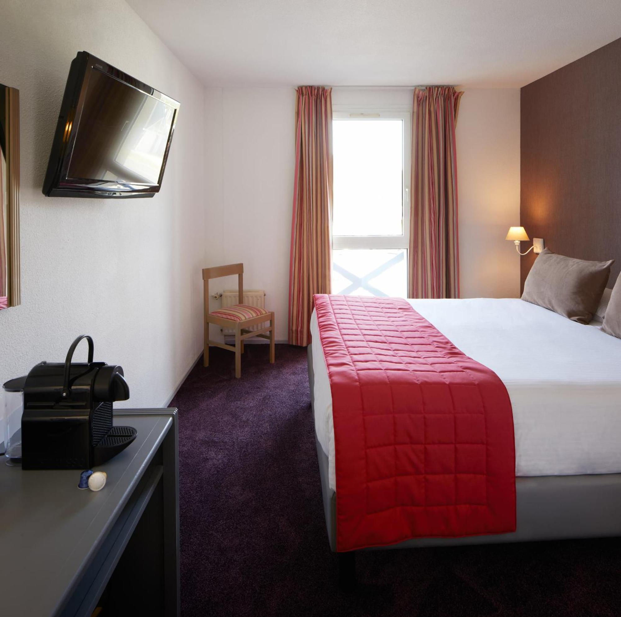 Hotel Aigue Marine Трегье Экстерьер фото