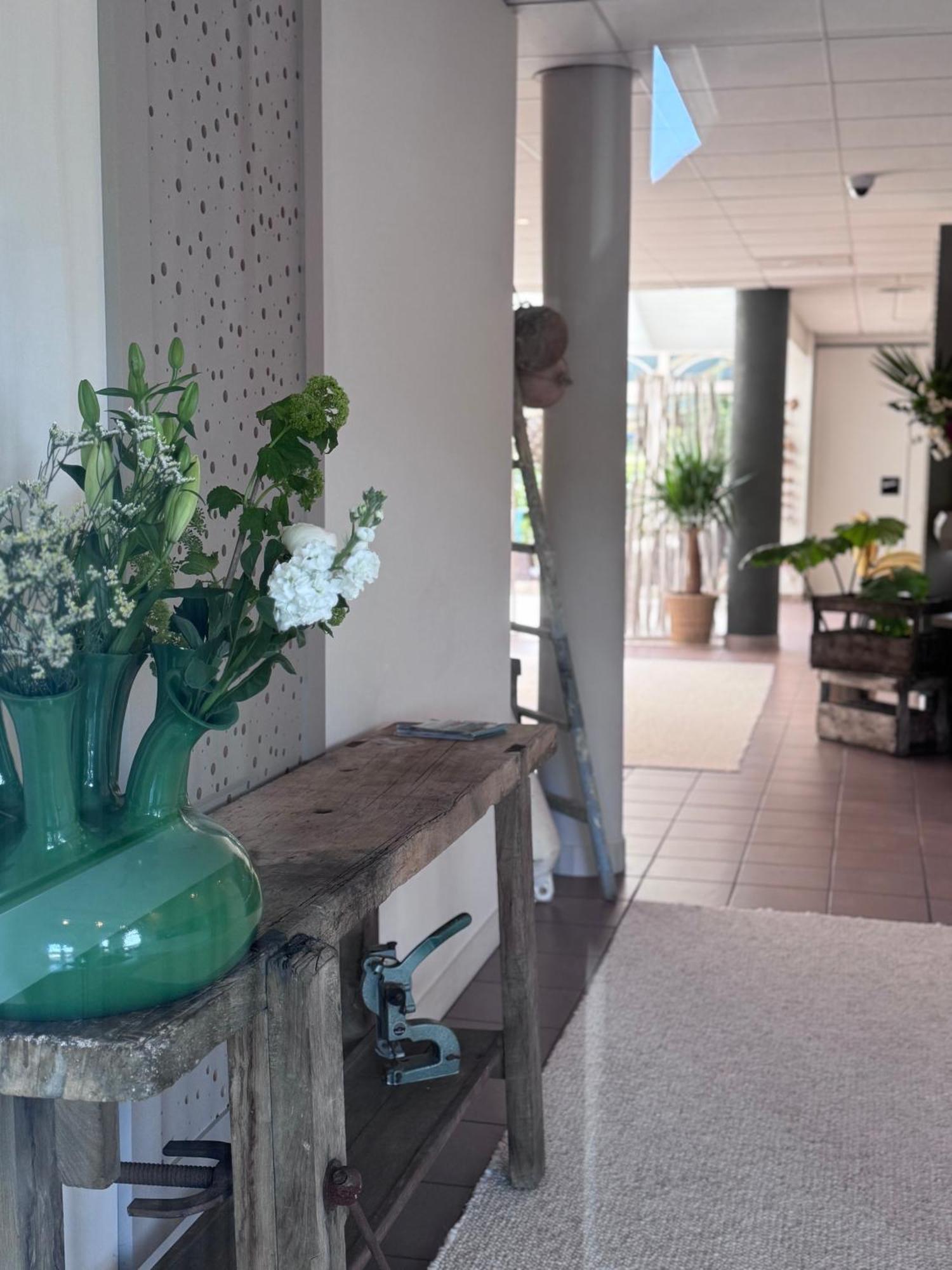 Hotel Aigue Marine Трегье Экстерьер фото